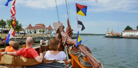 1220-585-ch-Kutter fahren